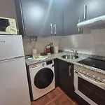 21a07 En Apartamento *